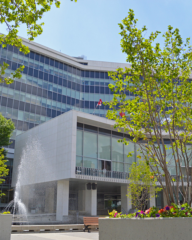 Street view of Hamilton City Hall from Main Street Forecourt