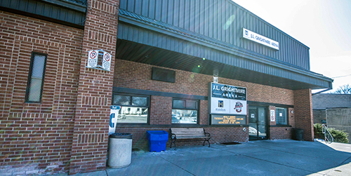 Front door entrance to J.L. Grightmire Arena