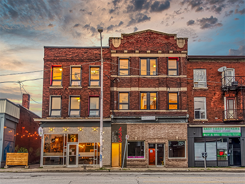 Street view of 3 storey Bateson Lofts