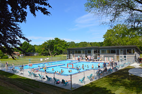 Green Acres Outdoor Pool