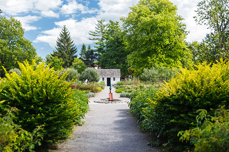 Dundurn National Historic Site gardens