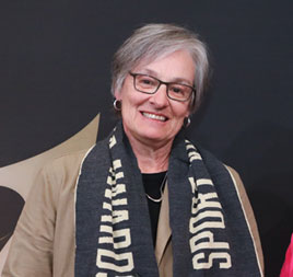 Winner Theresa Burns