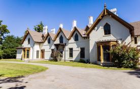 External entrance of Auchmar Estates