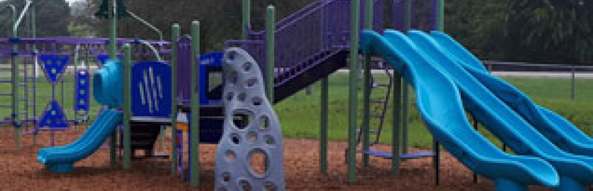 Playground at Lynden Lions Park