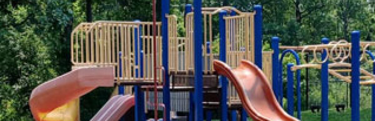 Existing play structure at Edgelake Park